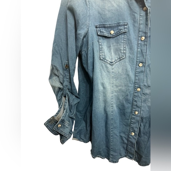 Ci Sono Blue Button Down Shirt - Picture 2 of 3